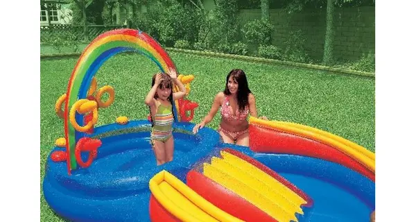 Nafukovací hřiště duha